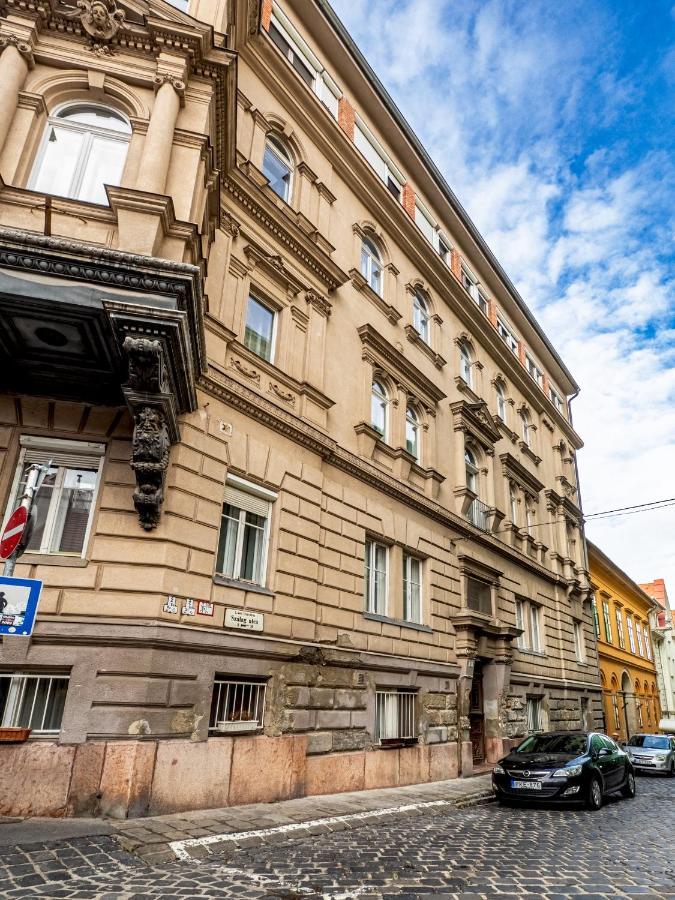 Buda Castle Cosy Apartment Budapest Luaran gambar