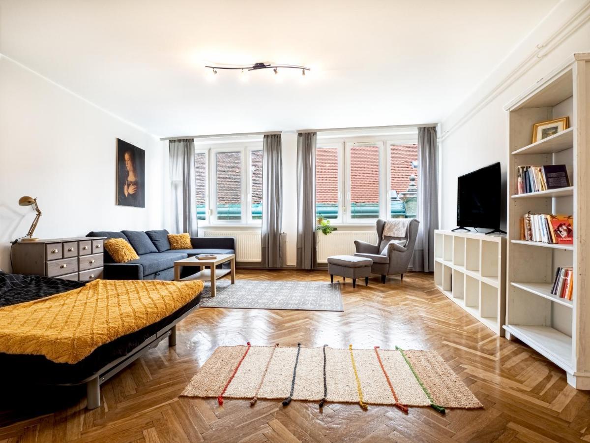 Buda Castle Cosy Apartment Budapest Luaran gambar
